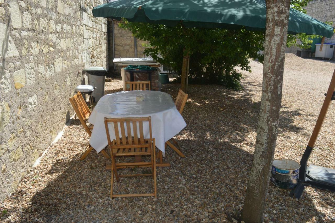 Gite Dans Le Vignoble De Bourgueil Le Port Boulet Exterior photo